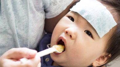 غذاهایی که پایین آوردن تب نوزادان کمک میکند
