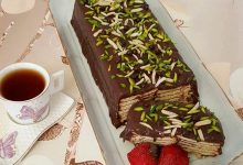 طرز تهیه کیک یخچالی با بیسکویت پتی بور با دو دستور متفاوت