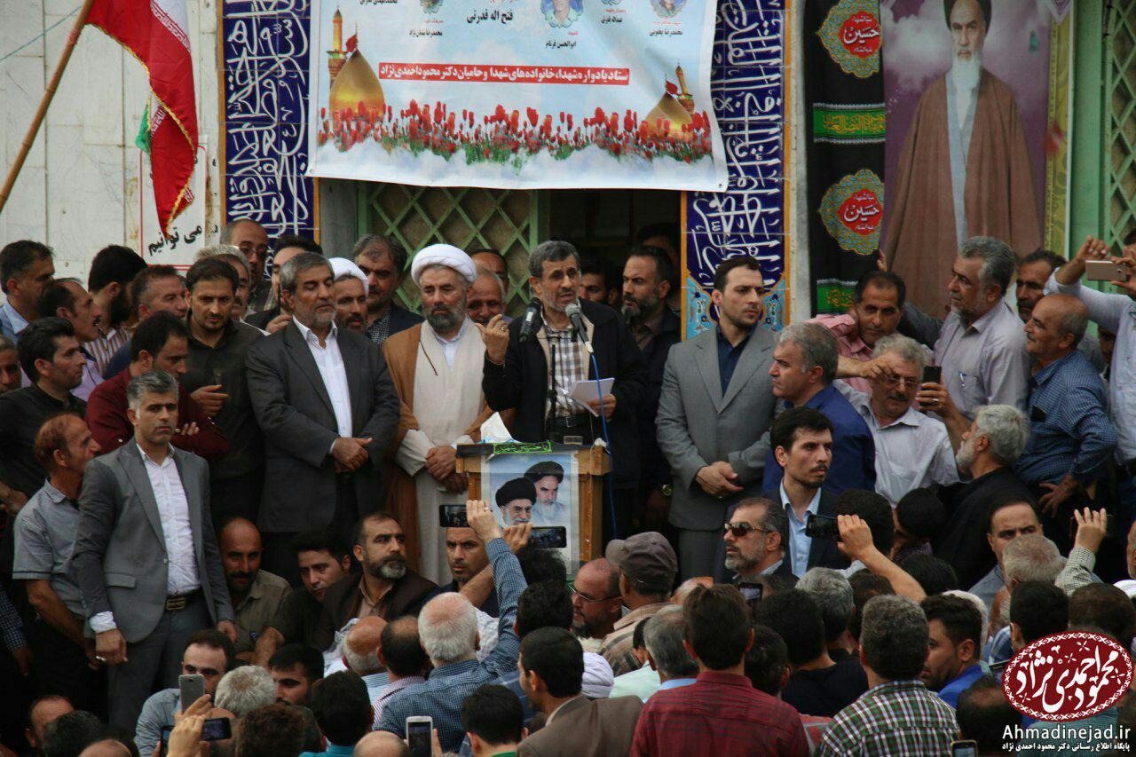 سخنرانی دکتر احمدی نژاد در جمع مردم انقلابی لسبومحله شهر رودسر