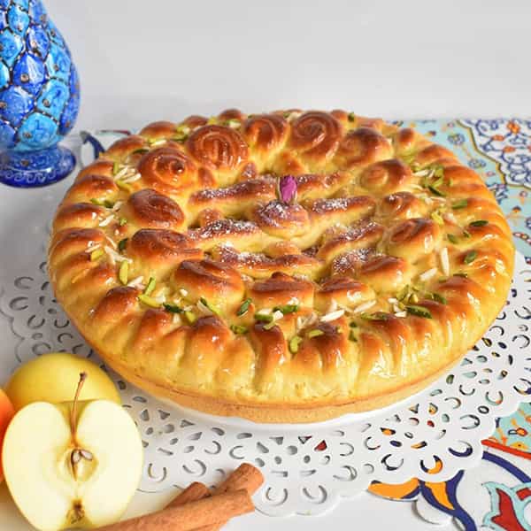 طرز تهیه نان شیرمال خانگی خوشمزه و پف دار به روش ترکیه ای